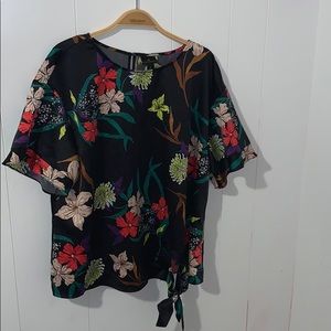 Business casual blouse